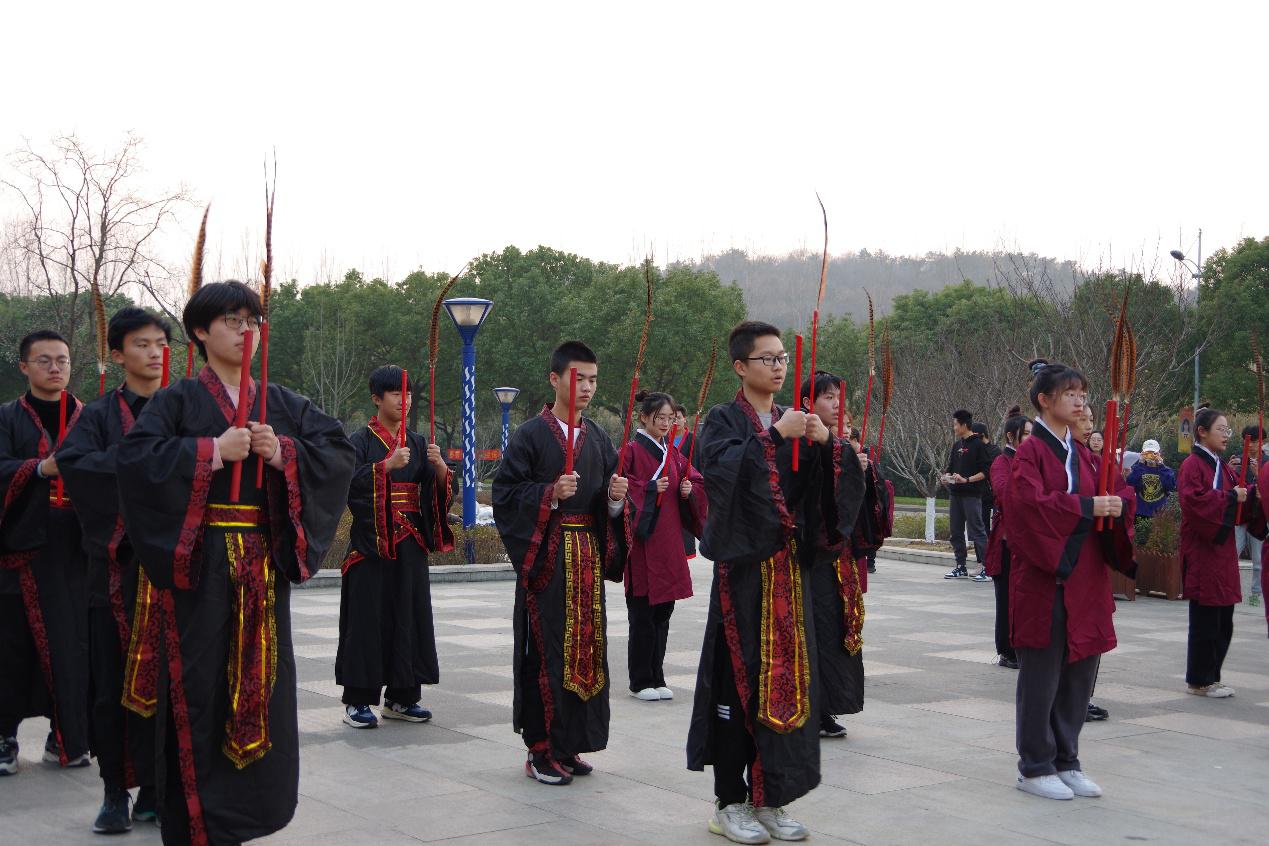 经济学院举办2021年尊师祭孔成人礼仪式